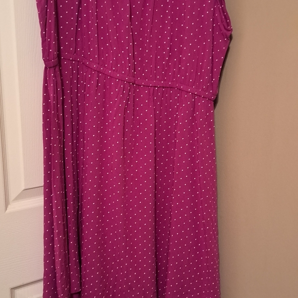 Old Navy Woman's Purple Polka Dot Dress, good preloved condition 1 flaw last pic - Picture 3 of 7